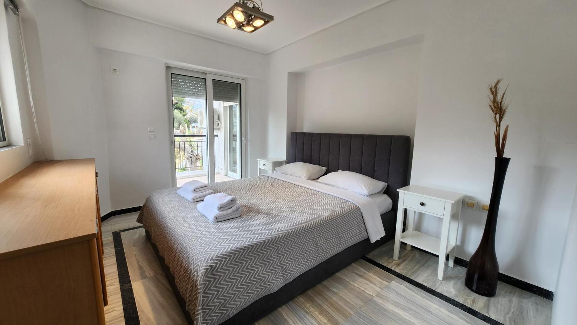 Apartment Nian - By Avelink Spata (East Attica)